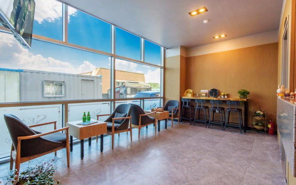Sea Star Hostel Йосу Екстер'єр фото